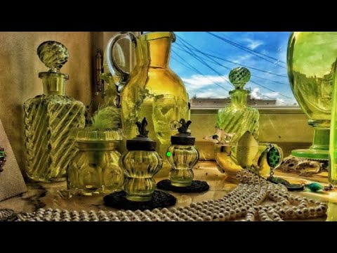 Видео: Антиквариат. Урановое стекло. Коллекция Людмилы Гурченко.