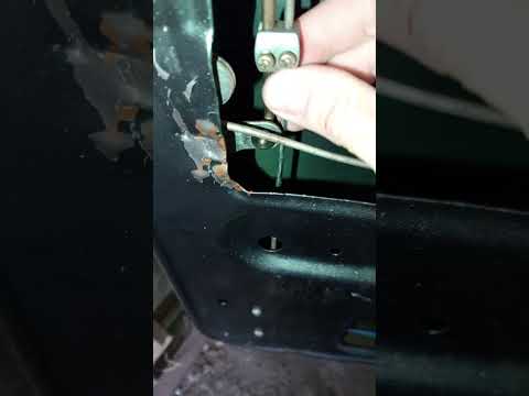 Видео: Не закрывается водительская дверь Ваз 2107 инжектор 2010 года.
