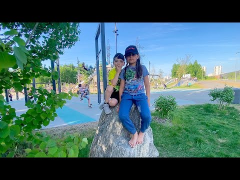 Видео: Влог 18 Детская площадка / море в говне / речка / интервью с Мироном / новый рекорд по плаванию