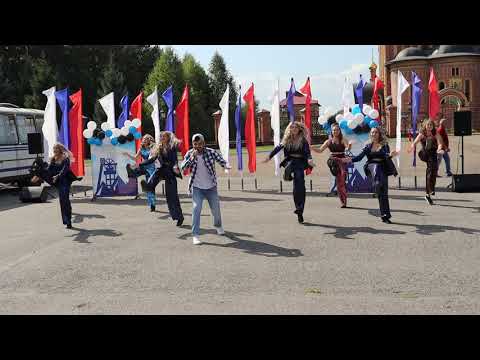 Видео: "ФЕДЕРИКО ФЕЛЛИНИ" (COVER Galibri, Mavik -  "ФЕДЕРИКО ФЕЛЛИНИ") - БУГЕРЯ В.А.