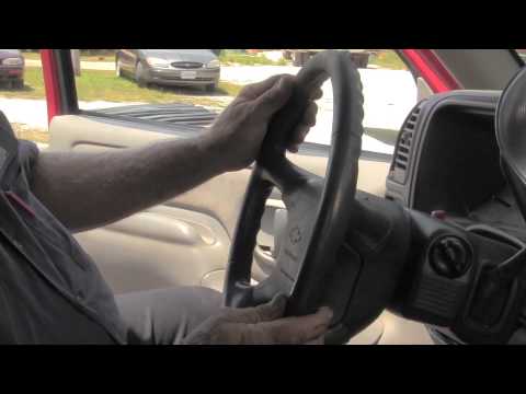 Видео: Ключ зажигания не поворачивается