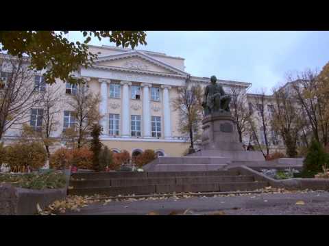 Видео: Факультет журналистики МГУ имени М.В.Ломоносова