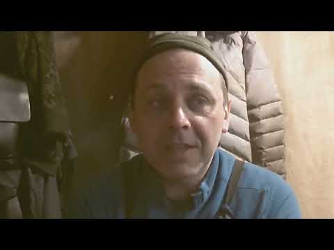 Видео: Шеви Нива. На горячую не включаются передачи...