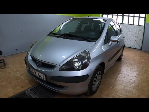 Видео: Honda Jazz 1.4 83KM 2004г. Отзыв владельца.