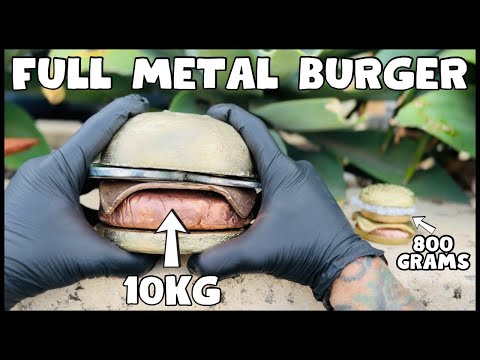 Видео: Цельнометаллический бургер на 10 кг - Плавка металлолома - ASMR - Trash To Treasure - BigStackD