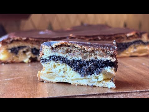 Видео: Пляцок Cмак Осені (яблука, мак , горіхи та дріжджове тісто - це смачно)