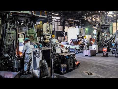 Видео: Невероятный силовой пресс! Процесс производства японских автозапчастей.