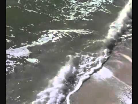 Видео: Раскинулось море широко