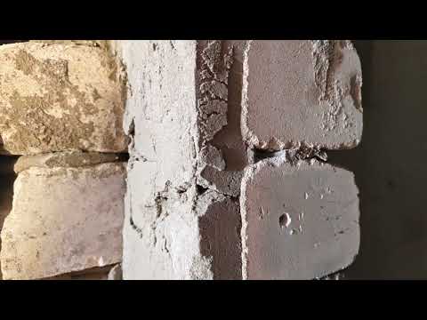 Видео: Дом с мусорки. Почему он выгоден.