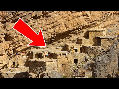 Видео: Эта 500-летняя деревня выглядит так, словно она застыла во времени