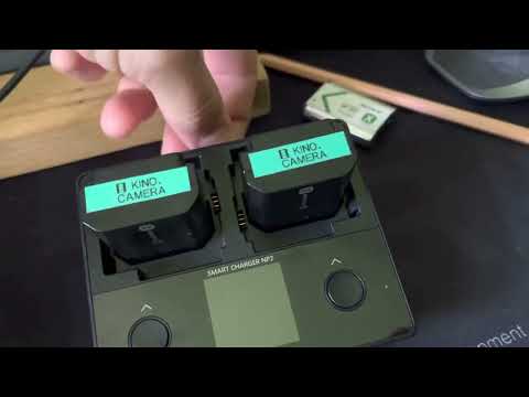 Видео: Лучшая зарядка для беззеркалок Sony A7, FX, A6xxx, ZV-1 — ISDT NP2