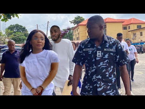 Видео: Иябо Оджо в слезах, когда Найра Марли арестовывает ее за клевету