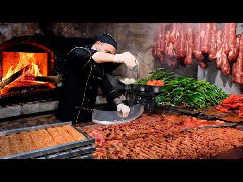 Видео: Не смотрите, когда голодны! Экстремальная турецкая уличная еда! Лучший кебаб в Стамбуле