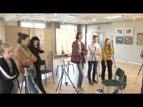 Видео: Рисунок головы человека