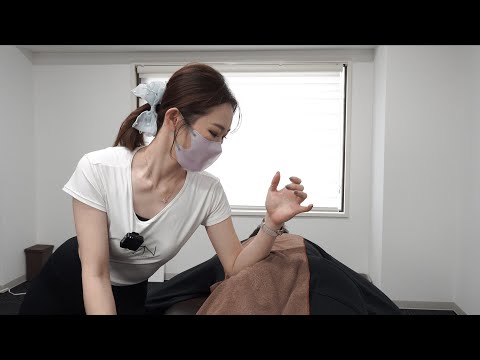 Видео: Освежающая растяжка от симпатичного тренера-модели (Кита Умеда, Осака)