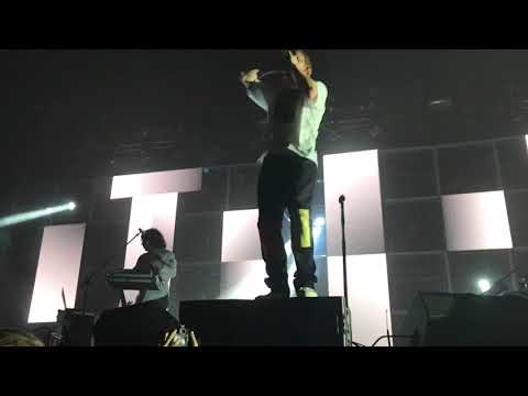 Видео: Иван Дорн-Танец пингвина (Stadium Moscow live 23.11.2018)