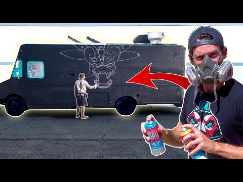 Видео: Индивидуальная покраска этого фургона с едой: от скучного до крутого!
