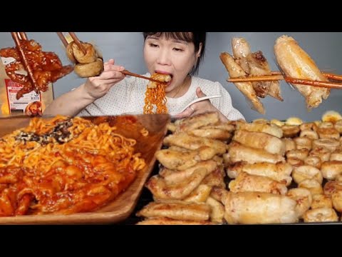 Видео: Мукбанг с жареной курицей, говяжий гопчанг, корейский соус, макчанг, жареный рис.