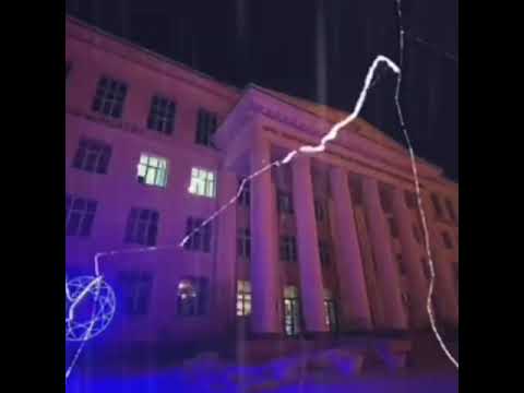 Видео: Арай биирдэ түүн библиотекаҕа...