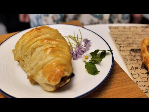 Видео: Пряные фаршированные груши в слоеном тесте. Тарт с сыром бри. И рецепт хрустящих малосольных огурцов