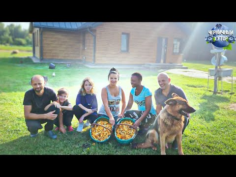 Видео: С друзьями подготавливаем фундамент с помощью пеноплэкса под отделку натуральным камнем.