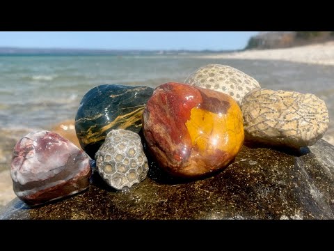 Видео: Петоски, Мичиган, охота за камнями