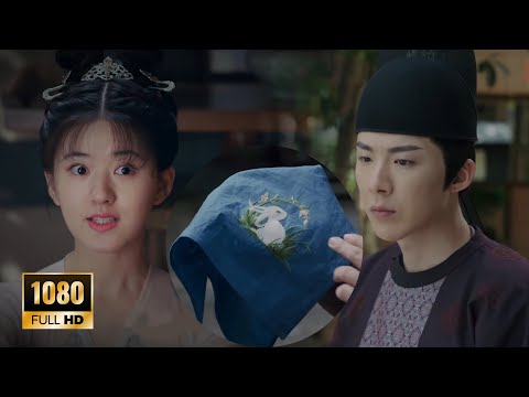 Видео: Мужчина нашел пропавшую принцессу, имея при себе только ее сумочку!