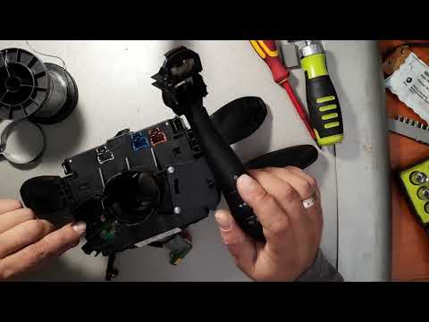 Видео: Пежо 407. Шлейф, улитка, адаптация, датчик поворота, Ремонт