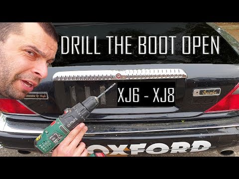 Видео: Как открыть багажник вашего Jaguar XJ6/XJ8 с помощью дрели