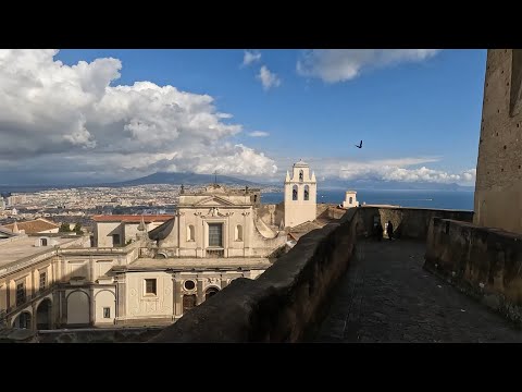 Видео: Италия: Прогулка по Неаполю и Замок Сант-Эльмо