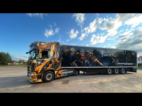 Видео: Встреча с BUMBLEBEE | Scania на максималках | На чем работает директор дороги