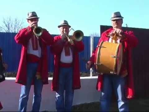 Видео: Музики на весіллі. Гурт "ДЕБЮТ" Духова та естрадна музика!!!!