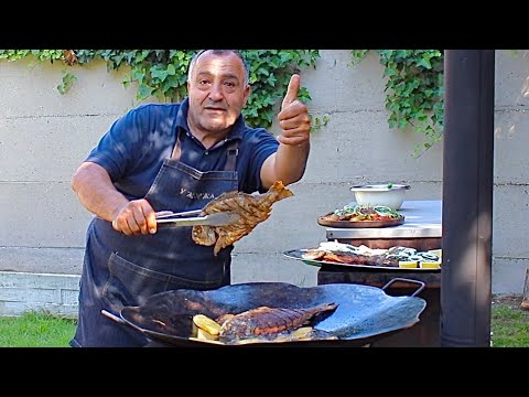 Видео: Как вкусно приготовить рыбу Дорадо в садже на костре