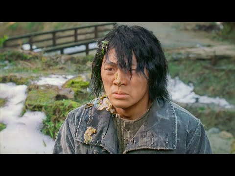 Видео: Энэхүү сул дорой эр бүх дэлхийн хамгийн алдартай домогт тулаанч болдог!