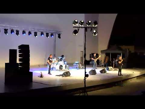 Видео: Концерт на БТР в Шумен