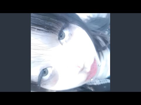 Видео: Первый Вампир В Её Жизни