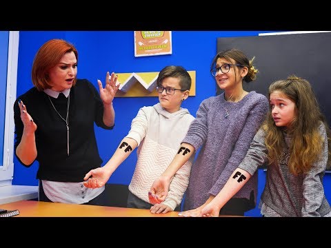 Видео: ВЕСЬ КЛАСС СДЕЛАЛ ТАТУИРОВКИ!!!