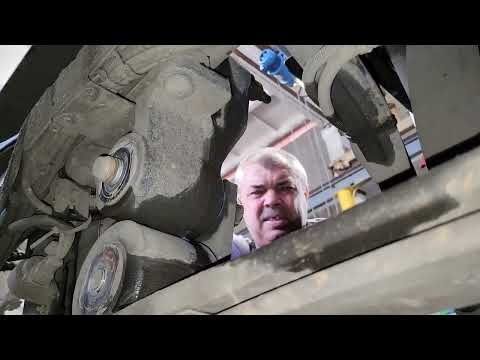 Видео: Volvo fh 4  замена сайлентблока рессоры