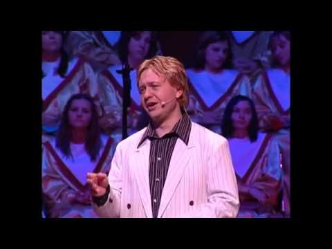 Видео: Песни о семье, об отношениях в семье. Поёт Роман Джулай и другие. Запись 2004 года.