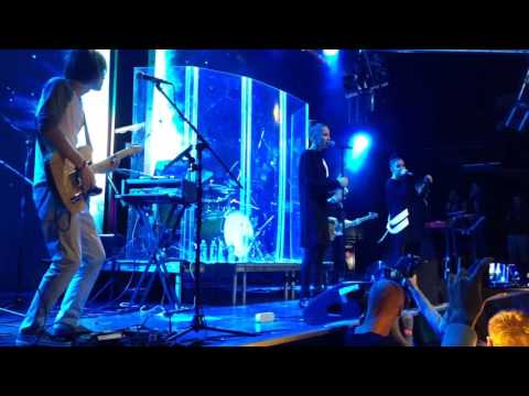 Видео: 2 Маши-Мир раскололся на две части (клуб "Red" 4.11.16) Автор видео Елена Тюлькина