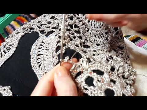 Видео: 39.5 Вяжем "ирландскую" сеточку. Интуитивные кружева. Серебристая блуза.