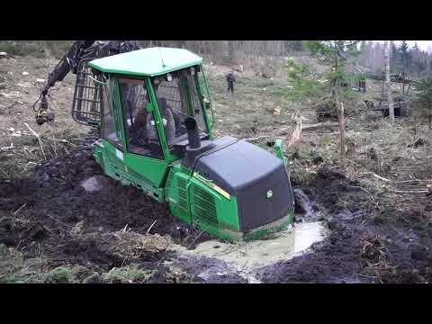 Видео: Форвардер John Deere