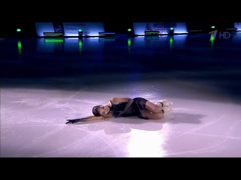 Видео: Аделия Петросян: No time to die. Шоу Чемпионы на льду в Москве 2022