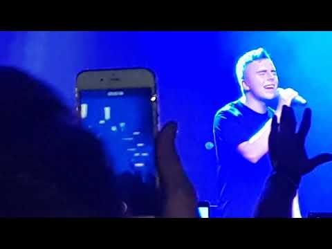 Видео: Джонибой - Напоминай мне. Рига. 26.10.18