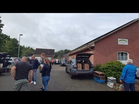 Видео: Птичий рынок.Германия.Город Верльте. 20.07.2025г.