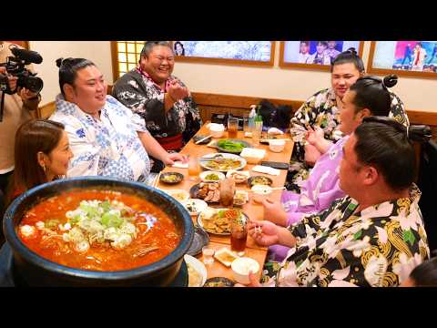 Видео: Рикиши Попробовал Настоящий Корейский Ресторан🔥 Чиге, Бибимбап и Самгёпсаль😋🥢