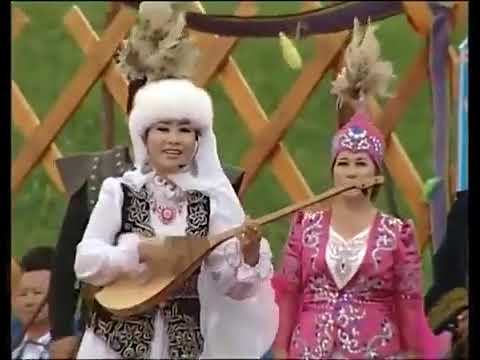 Видео: Ақындар айтысы салтаенаты (Қытай қазақтары Іле облысы 2014)