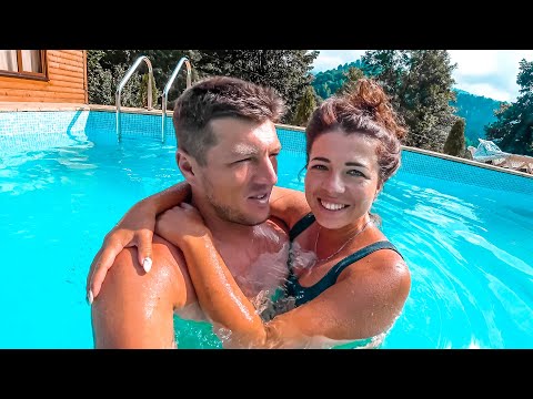 Видео: Абхазия наизнанку! Акармара - город призрак. Самый большой заброшенный город
