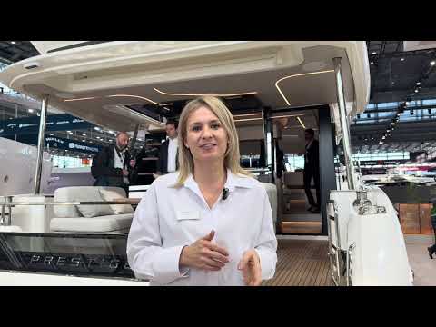 Видео: Обзор моторной яхты Prestige F 5.7 на выставке Dusseldorf Boat Show 2025