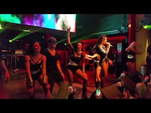 Видео: Nyusha / Нюша - Выше (Live, Дублин, 2015)